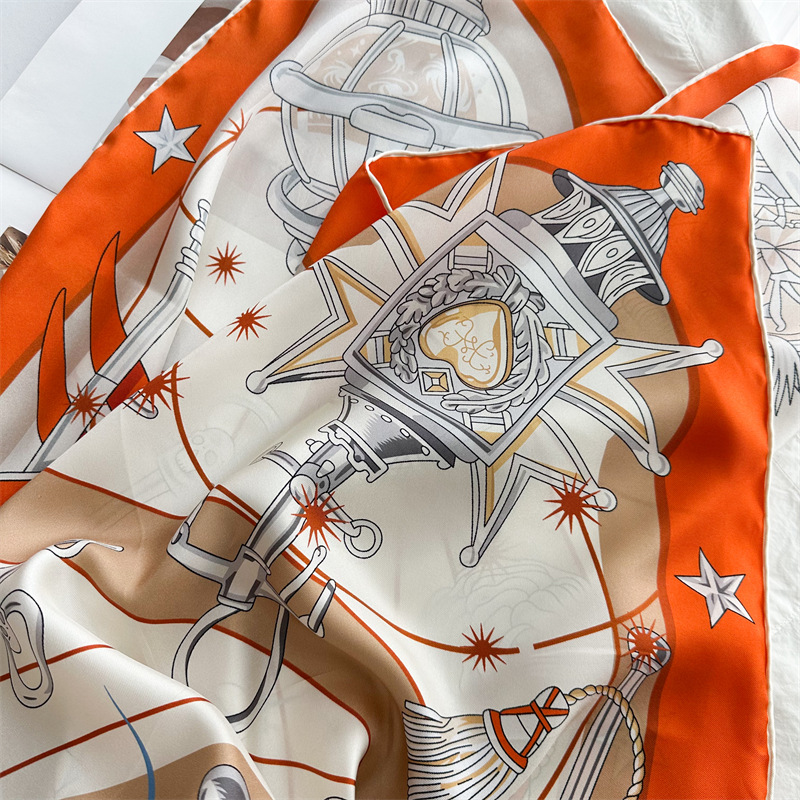 Marque de luxe Foulard grands  - Travel Accessories Bag For Women avis et prix
