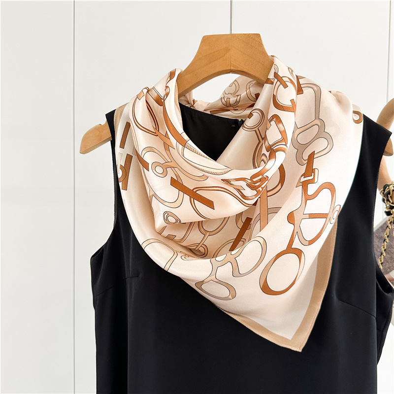 Petit foulard en soie d'été po - Travel Hair Accessories avis et prix